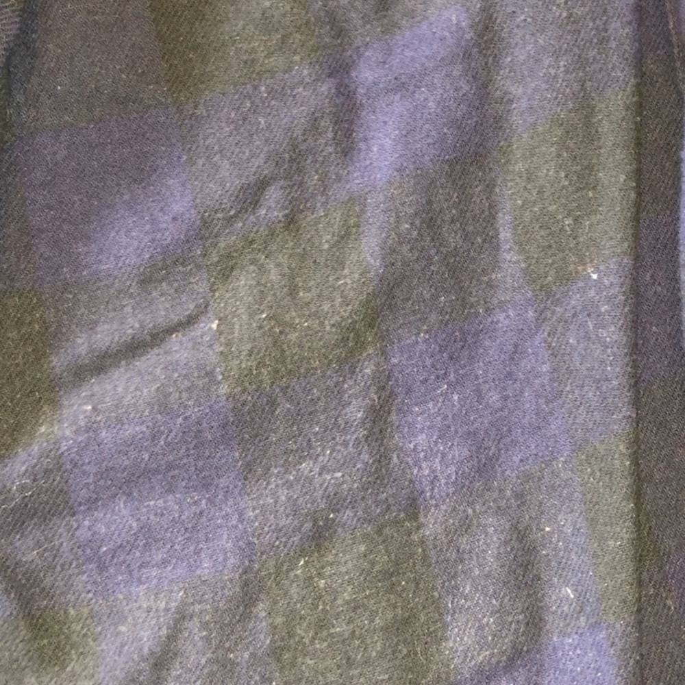 Flannel - Picture 2 of 4